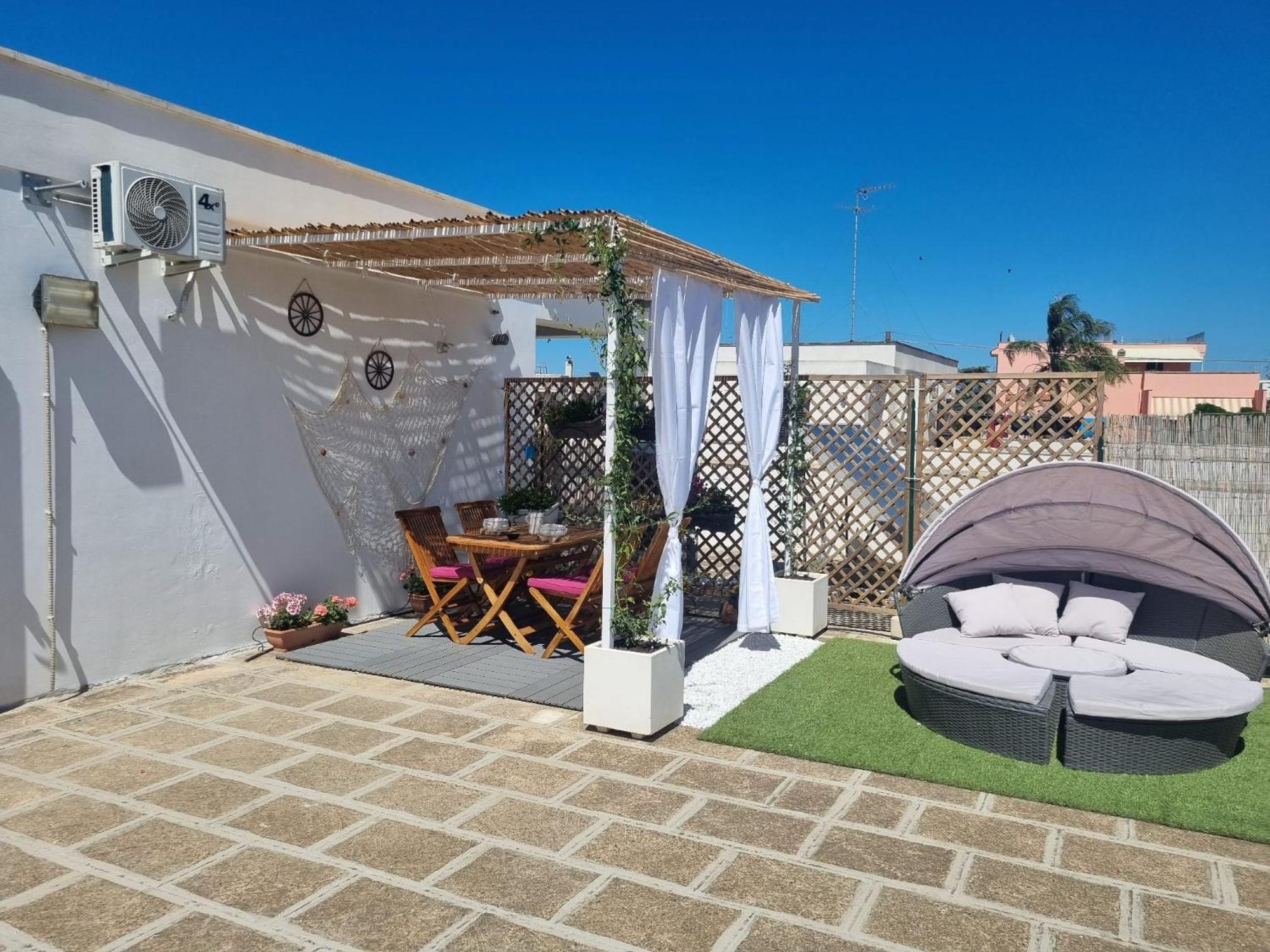 La Terrazza Di Zoe - Castromediano Villa Cavallino di Lecce Exterior foto
